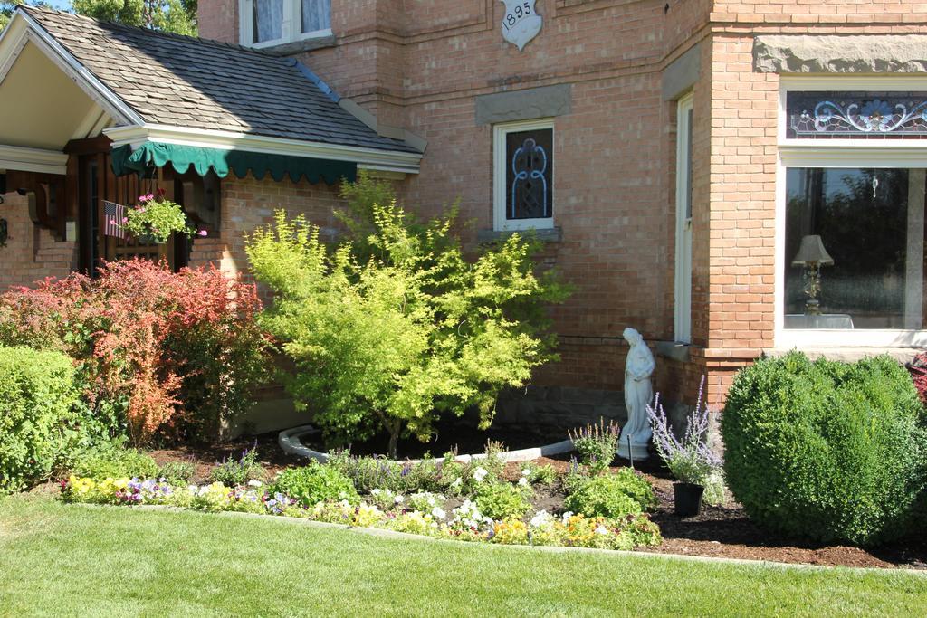 Hines Mansion Panzió Provo Kültér fotó