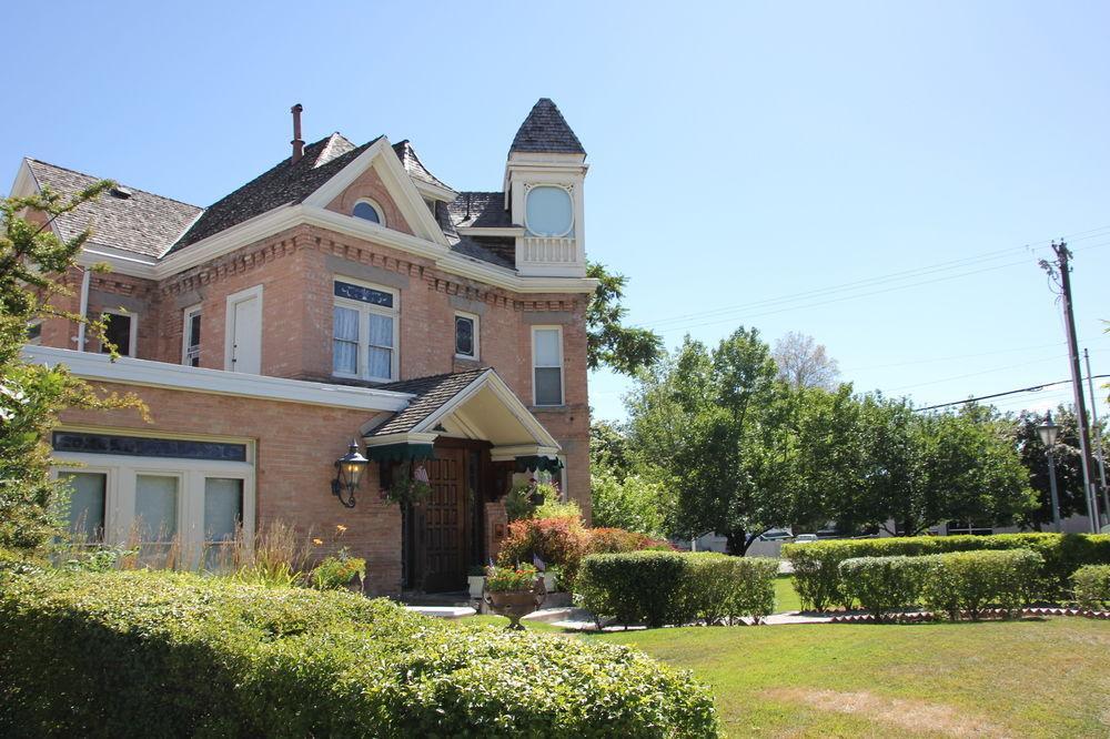 Hines Mansion Panzió Provo Kültér fotó
